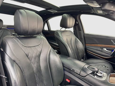 Used 2014 Mercedes-Benz S 550 Sedan w/ Sport Package image 40