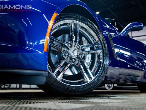 Used 2016 Chevrolet Corvette Stingray 2LT w/ 2LT Preferred Equipment Group image 5