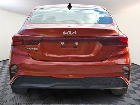 Used 2024 Kia Forte LXS image 5