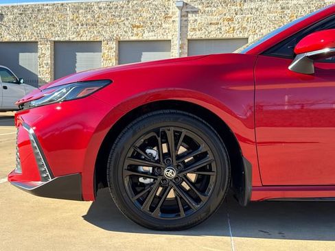 Used 2026 Toyota Camry SE w/ Convenience Package FWD image 5