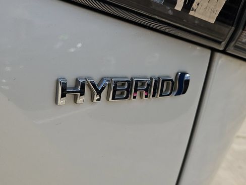 Used 2021 Toyota Highlander Platinum FWD image 11