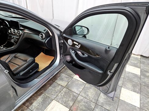 Used 2015 Mercedes-Benz C 300 Sedan image 10