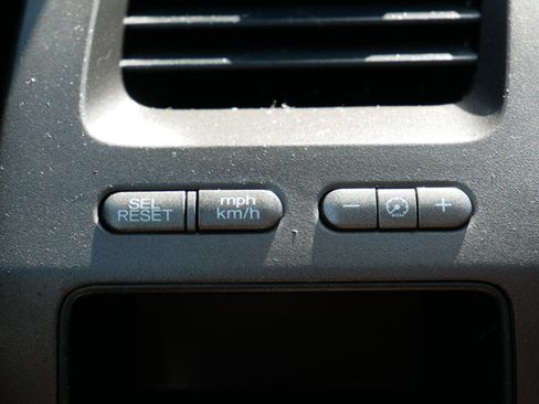 Used 2010 Honda Civic LX image 26