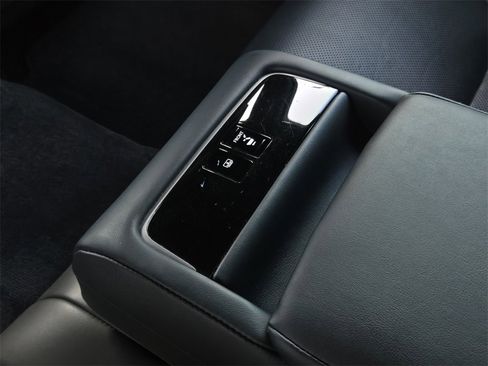 Used 2020 Lexus LS 500 image 13