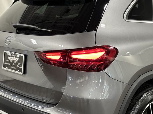 New 2026 Mercedes-Benz GLA 250 image 9