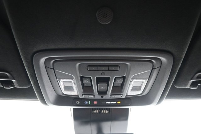 Used 2024 GMC Sierra 2500 Denali Ultimate w/ Max Trailering Package AWD/4WD image 9