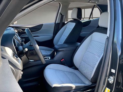 Used 2018 Chevrolet Equinox LS image 20