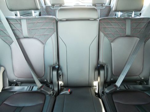 New 2026 Honda Pilot Black Edition image 13