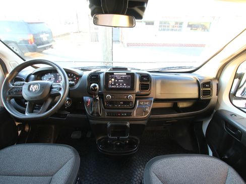 Used 2022 RAM ProMaster 2500 FWD image 13