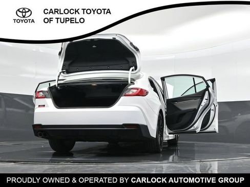 Used 2025 Toyota Camry SE image 44