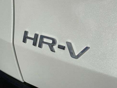 New 2026 Honda HR-V LX image 16