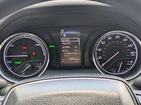 Used 2019 Toyota Camry LE w/ Sunroof Package FWD image 3
