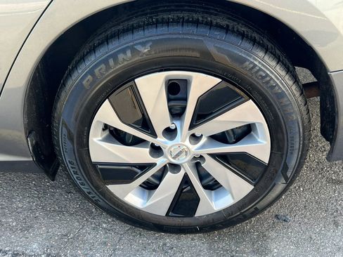 Used 2021 Nissan Altima 2.5 S w/ Driver Assist Package image 10