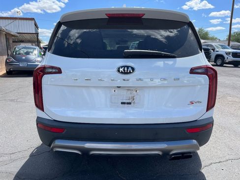 Used 2020 Kia Telluride S w/ S 8 Passenger Seating Package image 4