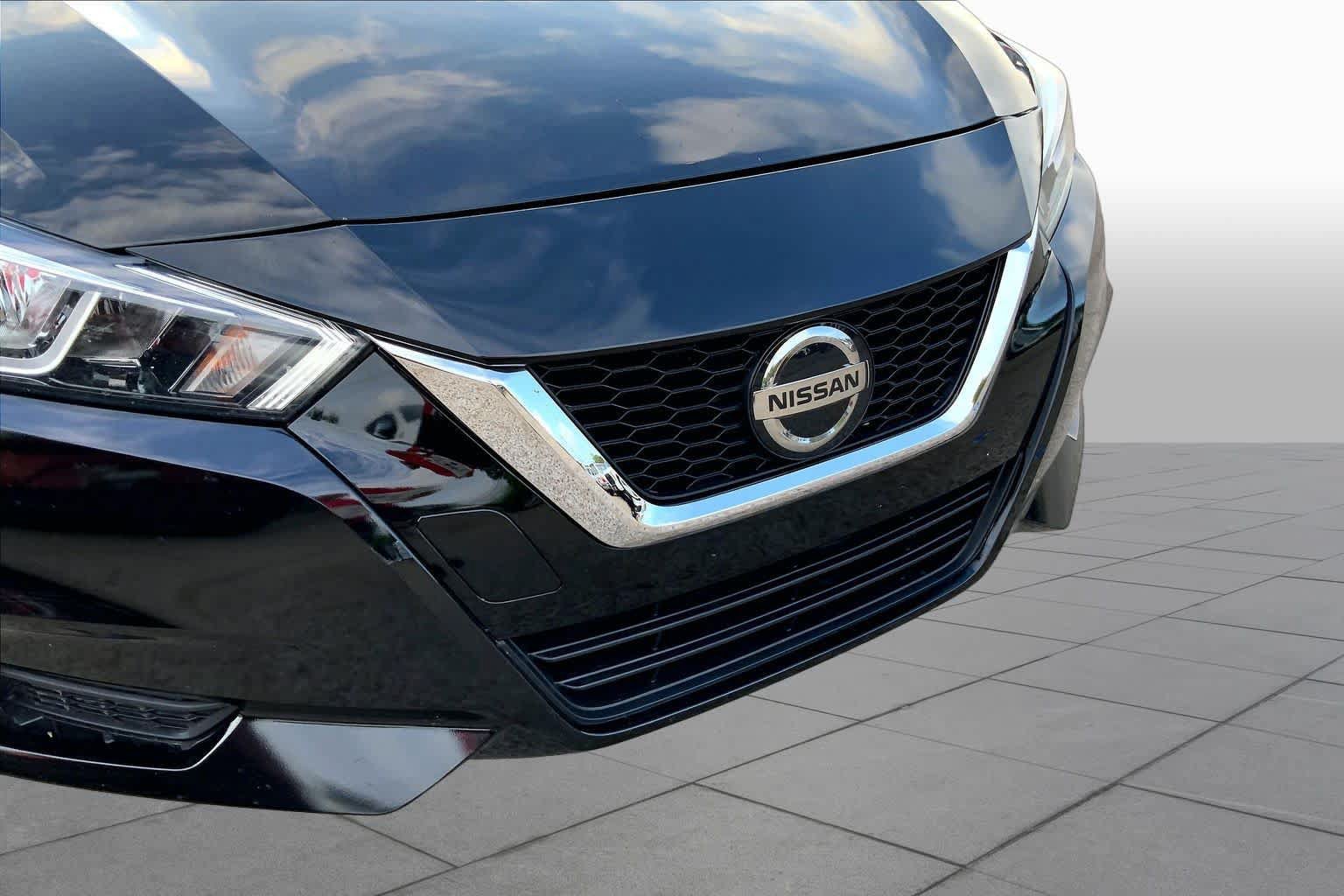 Used 2020 Nissan Versa S FWD image 28