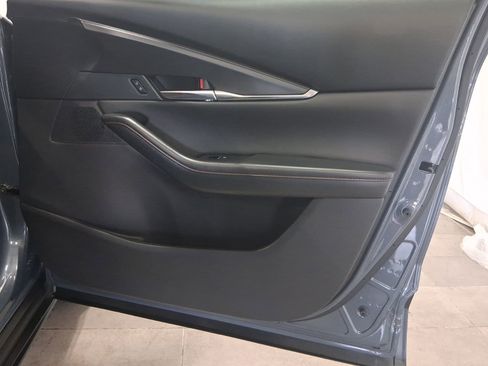 Certified 2025 MAZDA CX-30 AWD 2.5 S w/ Preferred Package image 19