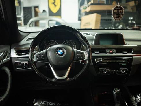 Used 2017 BMW X1 xDrive28i image 19