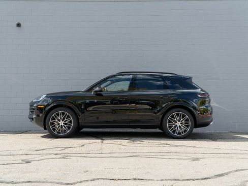New 2026 Porsche Cayenne image 2