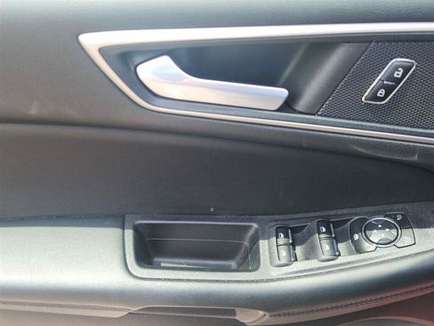 Used 2022 Ford Edge SEL w/ Convenience Package AWD/4WD image 12