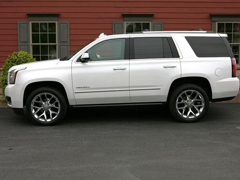 Used 2020 GMC Yukon Denali w/ Denali Ultimate Package AWD/4WD image 4