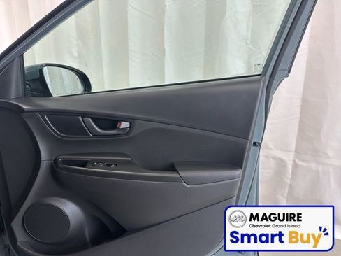 Used 2023 Hyundai Kona SEL image 17