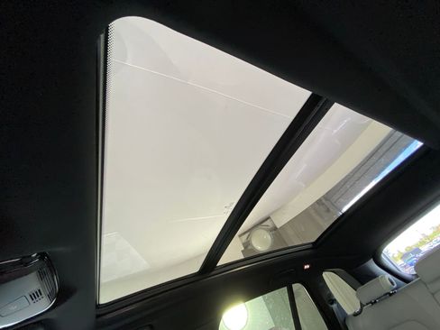 New 2026 BMW X5 sDrive40i w/ Premium Package image 13