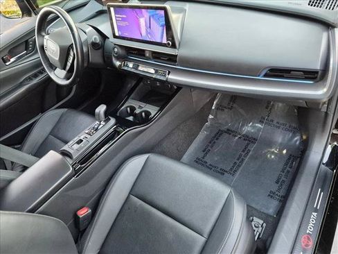 Used 2023 Toyota Prius Limited FWD image 20