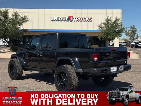 Used 2022 Jeep Gladiator Sport image 12