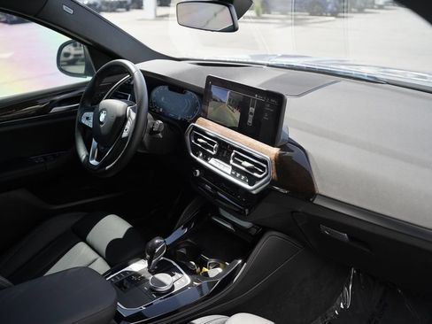 Used 2025 BMW X4 xDrive30i w/ Premium Package AWD/4WD image 15