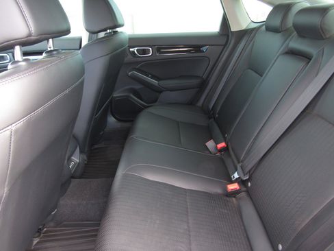 Used 2024 Honda Civic Touring image 10