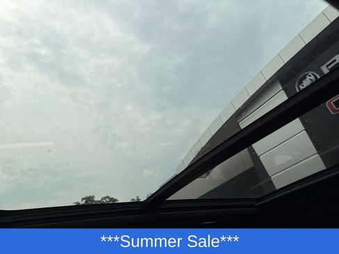 Used 2023 GMC Yukon XL Denali image 34