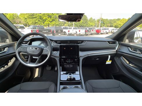New 2026 Jeep Grand Cherokee L Laredo RWD image 9