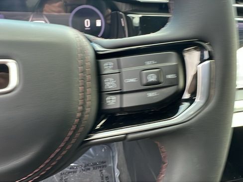 Used 2024 Jeep Wagoneer Launch Edition image 29