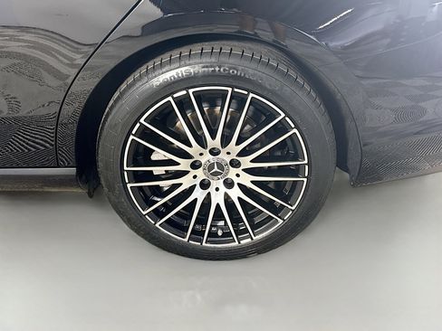 Used 2024 Mercedes-Benz C 300 Sedan w/ Exclusive Trim Package image 37