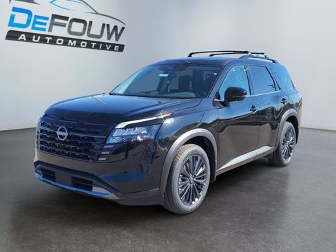 New 2026 Nissan Pathfinder SL image 7