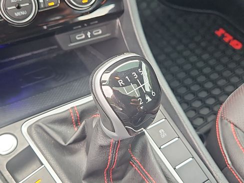 Certified 2023 Volkswagen Jetta GLI Autobahn FWD image 22