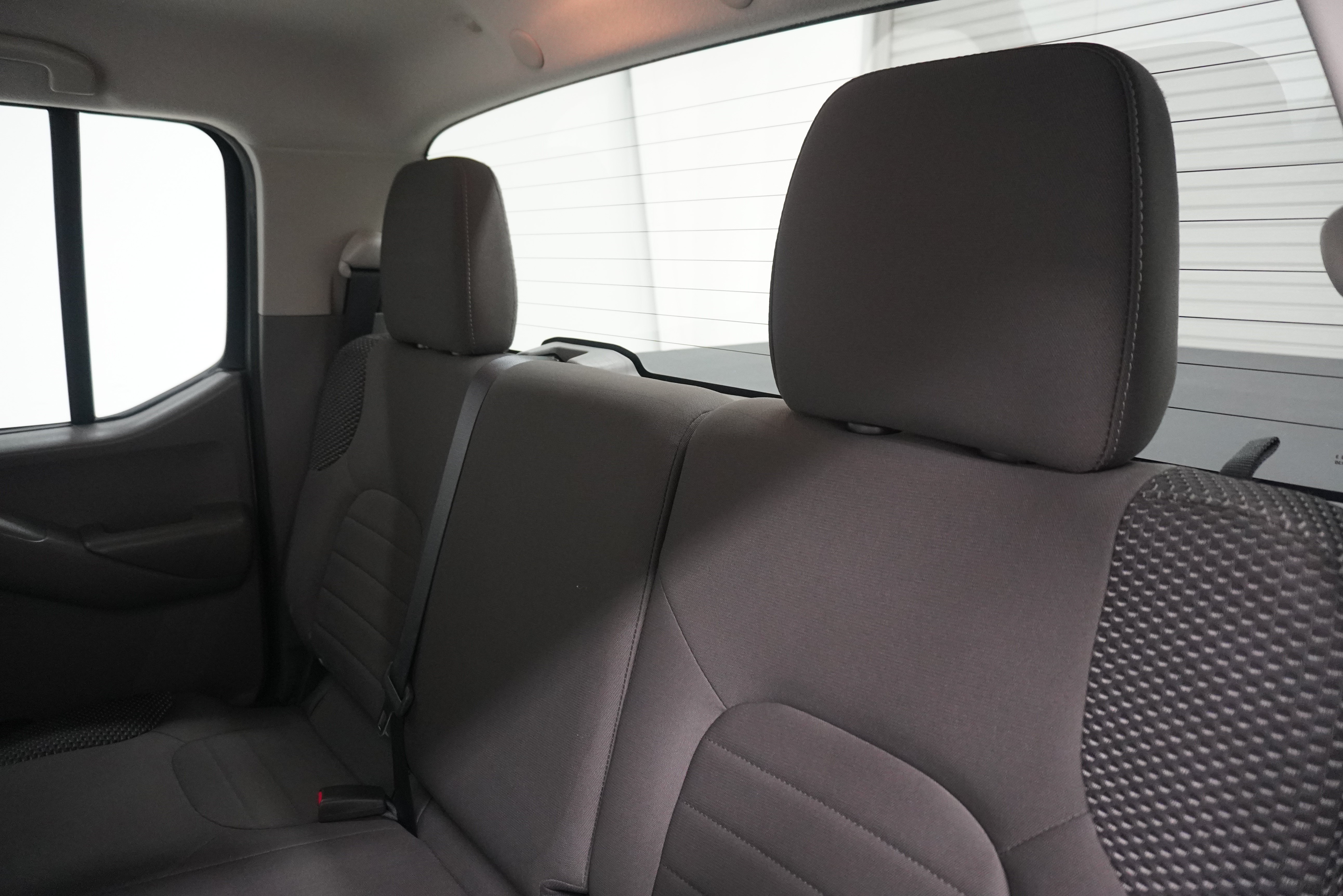 Used 2012 Nissan Frontier SV w/ Sport Appearance Pkg RWD image 13