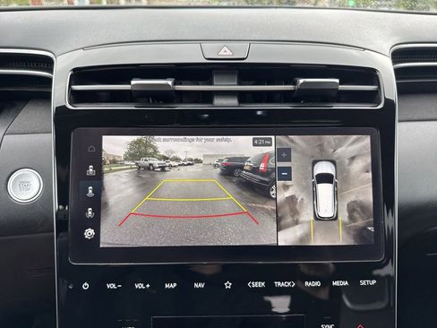 Used 2023 Hyundai Tucson Limited AWD/4WD image 32