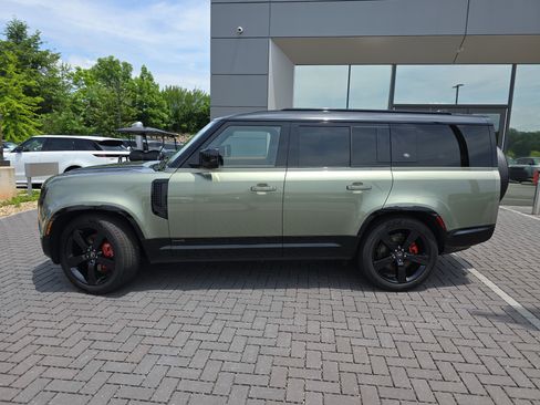 Certified 2024 Land Rover Defender 130 X AWD/4WD image 8