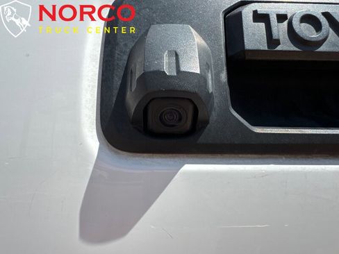 Used 2020 Toyota Tacoma SR image 11