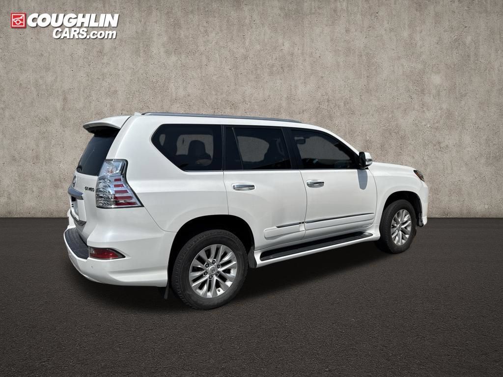 Used 2018 Lexus GX 460 Premium w/ Premium Package AWD/4WD image 4