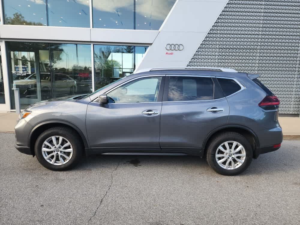 Used 2018 Nissan Rogue SV AWD/4WD image 2