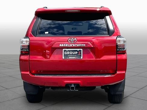 Used 2022 Toyota 4Runner SR5 Premium AWD/4WD image 5