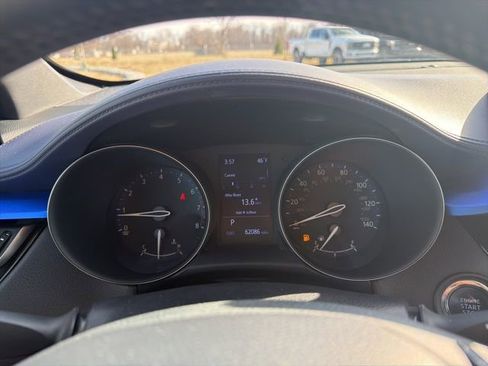 Used 2020 Toyota C-HR XLE image 35