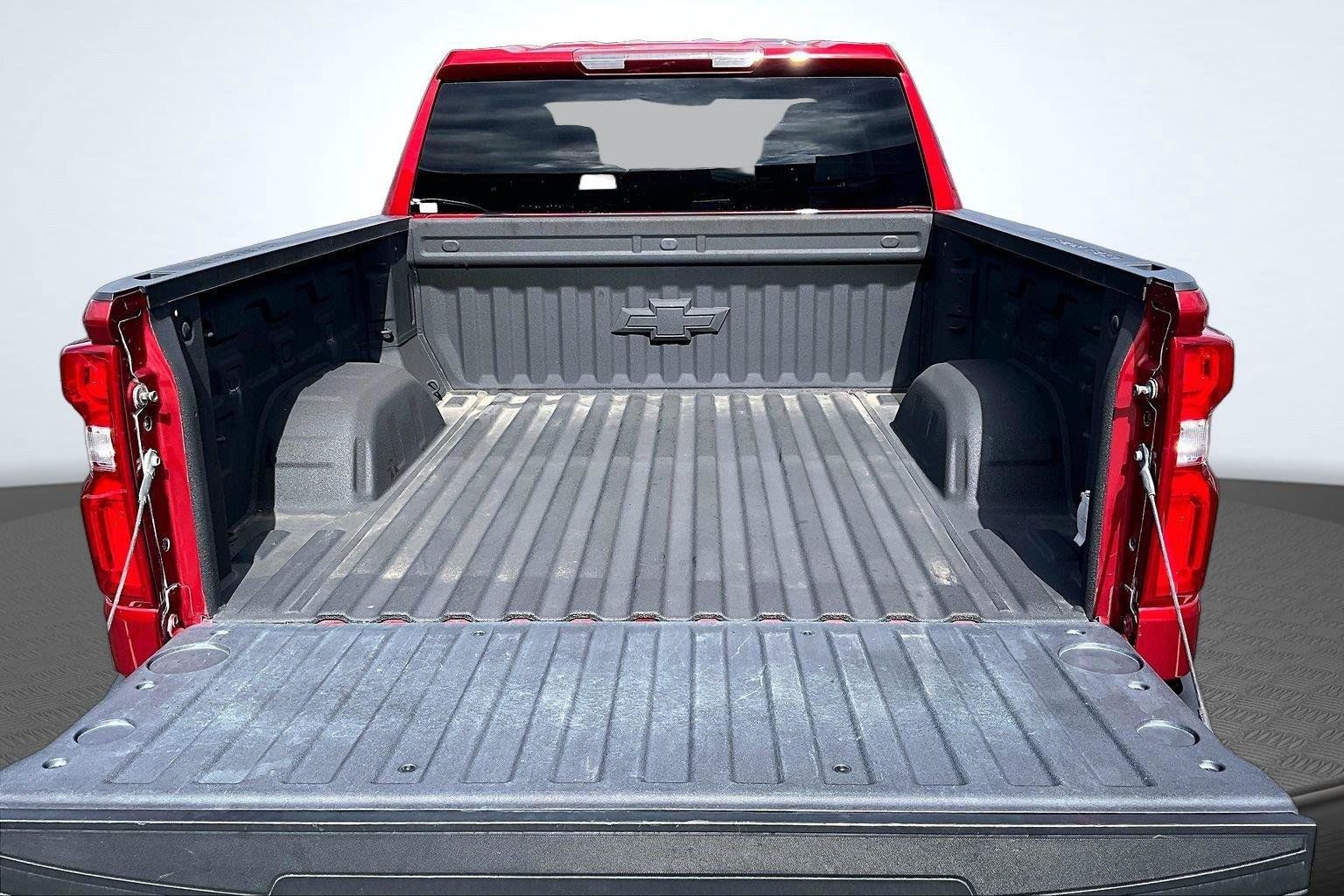 Used 2024 Chevrolet Silverado 1500 RST w/ Protection Package AWD/4WD image 6