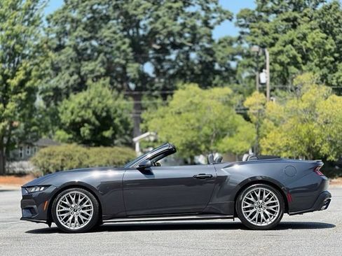 Used 2024 Ford Mustang Premium RWD image 11