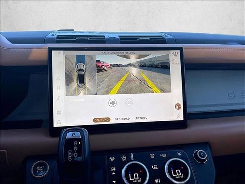 Used 2023 Land Rover Defender 130 First Edition image 23