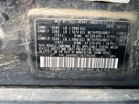 Used 2011 Subaru Outback 2.5i Premium AWD/4WD image 2