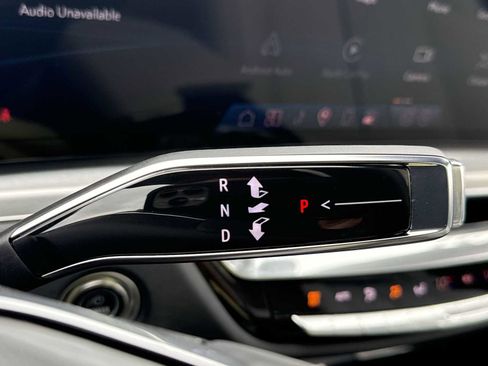 Certified 2024 Cadillac Lyriq Luxury AWD/4WD image 16