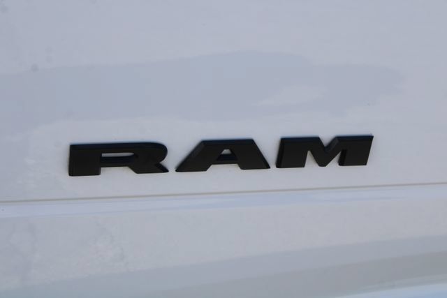 Used 2020 RAM 3500 Laramie w/ Night Edition AWD/4WD image 8